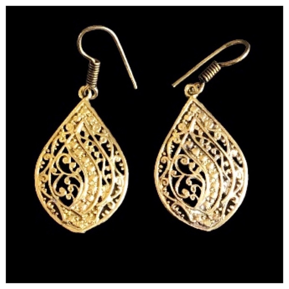 Brass Gold Tone Earrings
